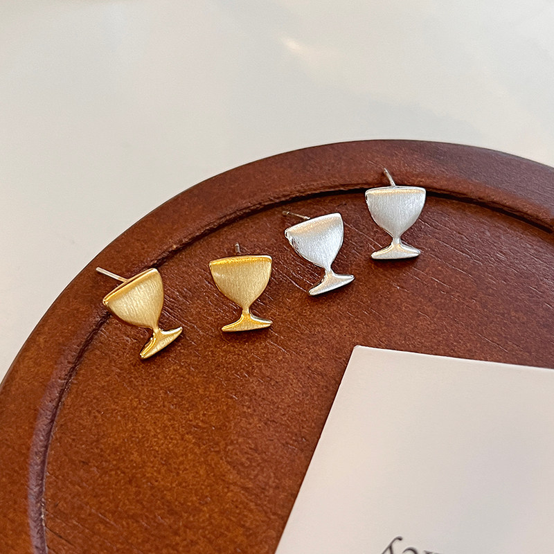 小众设计独特拉丝酒杯耳钉高级感精致气质百搭无痛蚊香盘耳夹女