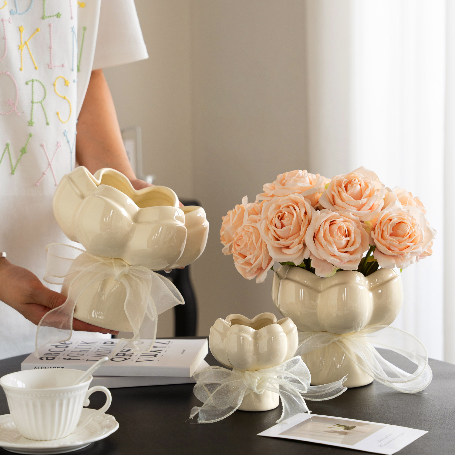 北欧高级感简约ins风陶瓷花瓶创意花束客厅鲜花插花小众桌面摆件