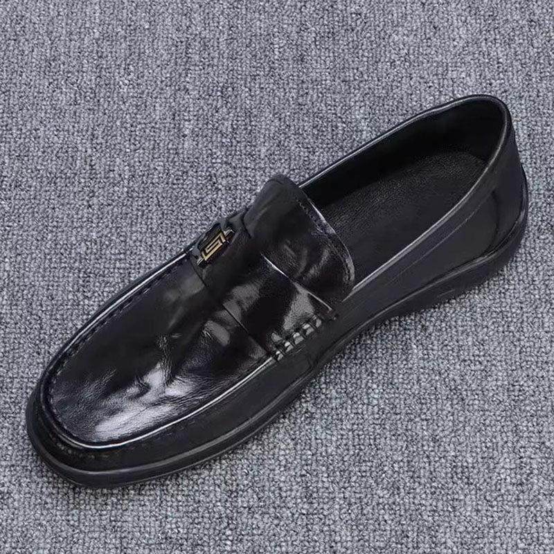 QWTG豆豆鞋男款2025新款真皮软底轻便英伦百搭一脚蹬懒人休闲皮鞋