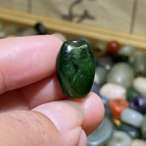 和田玉碧玉菠菜绿随型桶珠配饰老光工艺复古风藏式手编绳手链配珠