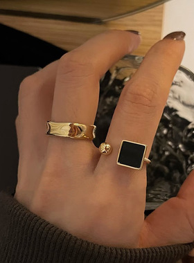 一恋甜酷方块几何戒指女黑色精致滴釉金色宽边百搭开口指环嘻哈食