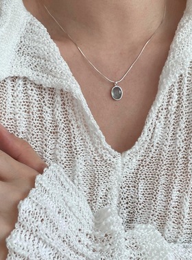 一恋甜美蓝色椭圆锆石项链女简约时尚精致轻奢锁骨链百搭