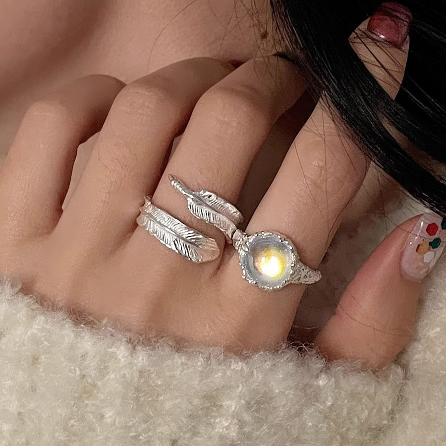 一恋甜美羽毛叠戴戒指女精致轻奢通透几何开口指环小众设计感食指