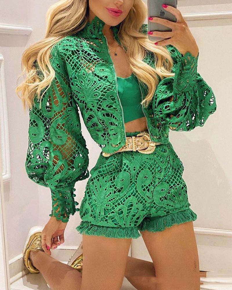 Green fashion suit时尚绿色镂空灯笼袖蕾丝外套短裤两件套女装秋