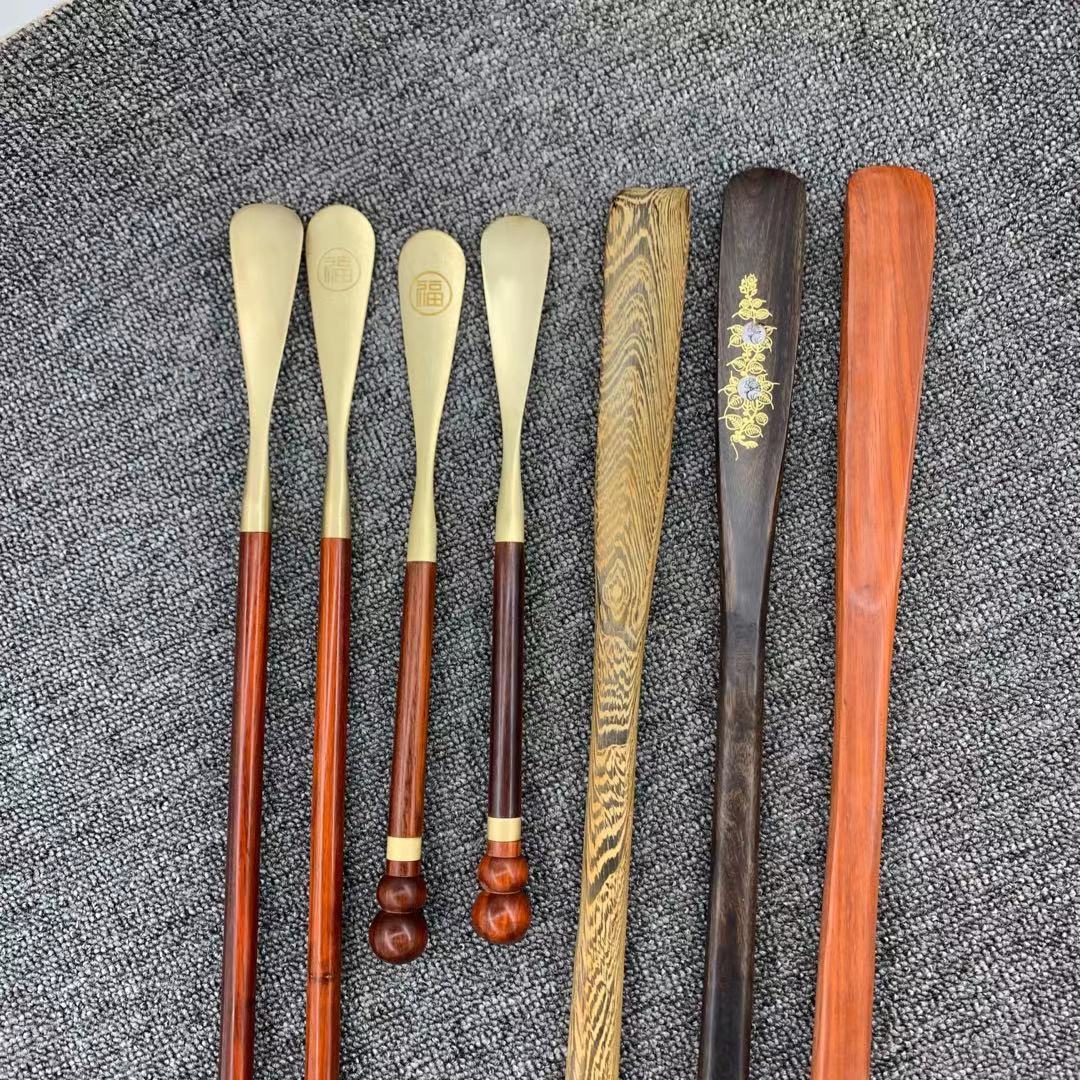 鸡翅木鞋拔子长柄木质穿鞋器家用老人穿鞋不弯腰鞋拔子辅助提鞋器