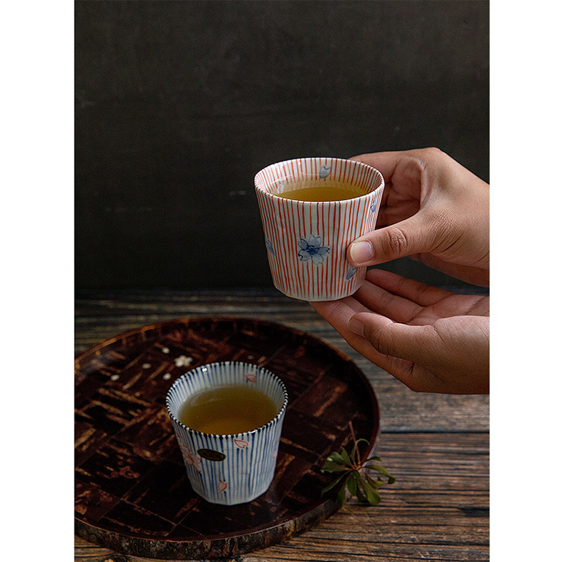 现货日本进口有田烧手绘樱花情侣陶瓷水杯茶杯对杯早餐咖啡杯礼盒