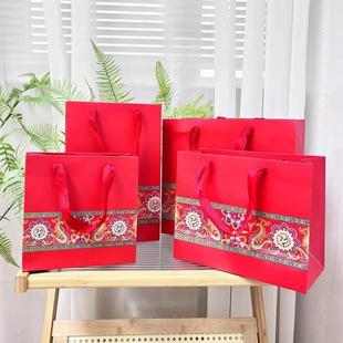 中国风喜庆礼品袋新年新款红色手提袋烟酒回礼袋大号糖果盒纸袋子