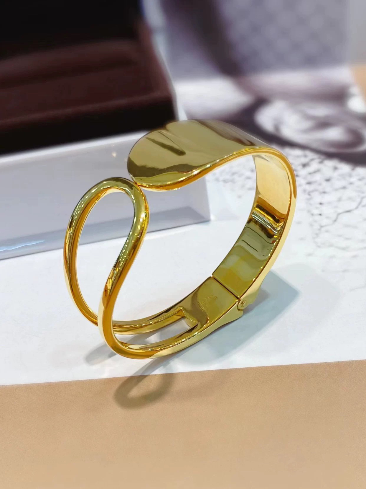 黄金弹力开口手镯999足金金重20克左右素金