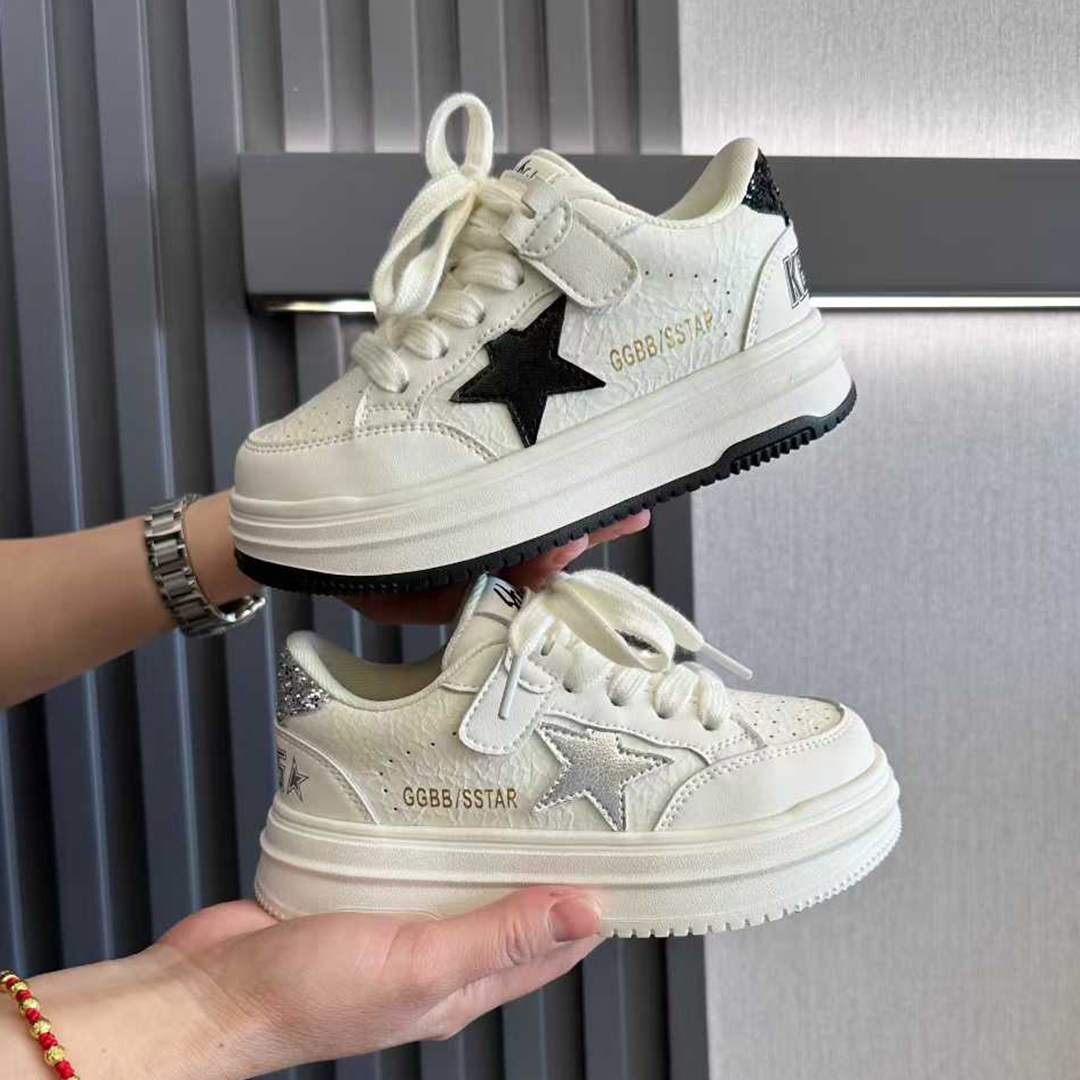 软底运动鞋儿童板鞋韩版百休闲鞋