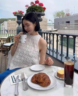 韩国代购helder立体花朵无袖背心23年夏季新款气质圆领宽松上衣