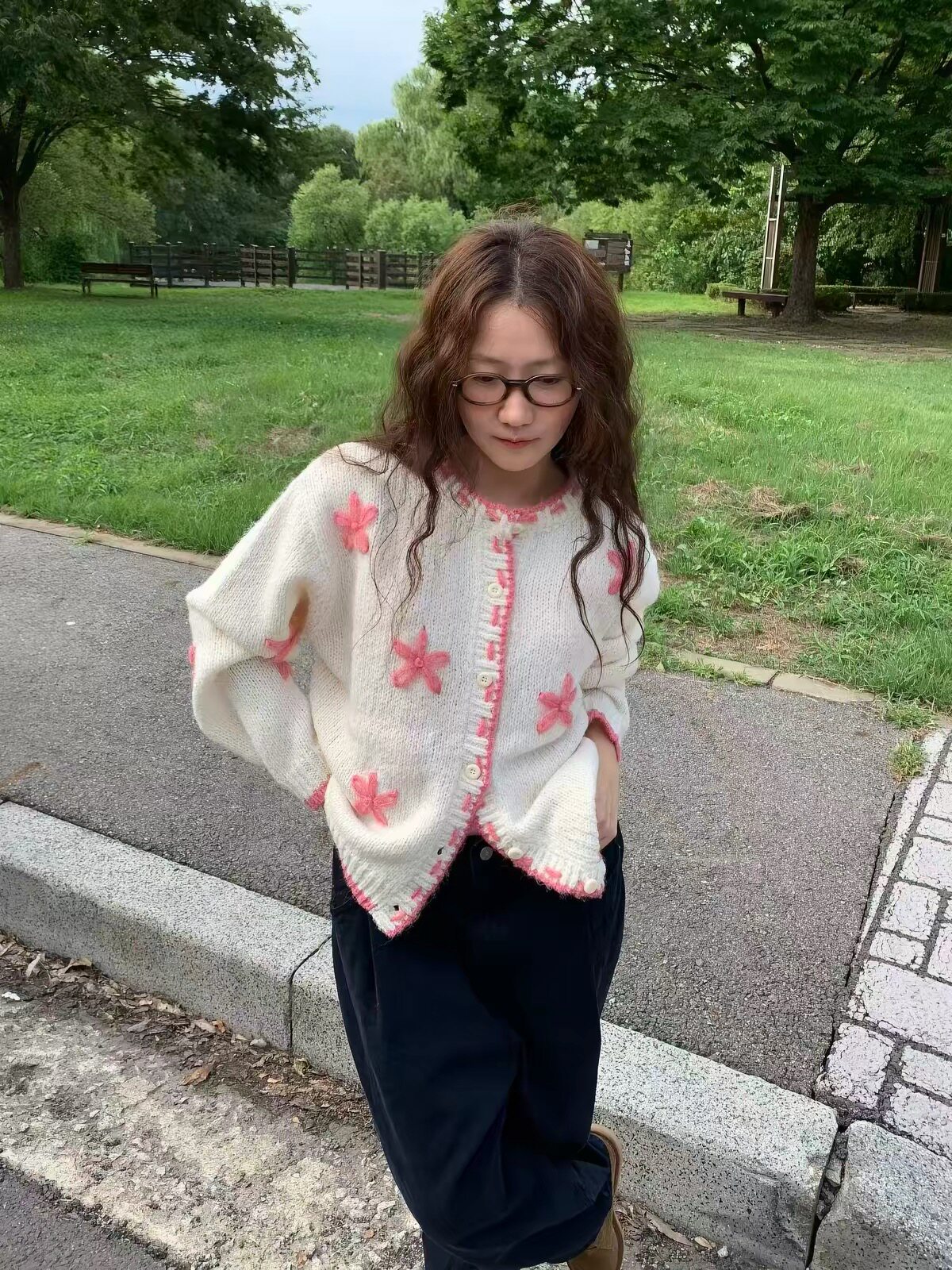 韩系东大门26年秋季新圆领宽松长袖毛衣外套圆领立体蝴蝶结针织衫
