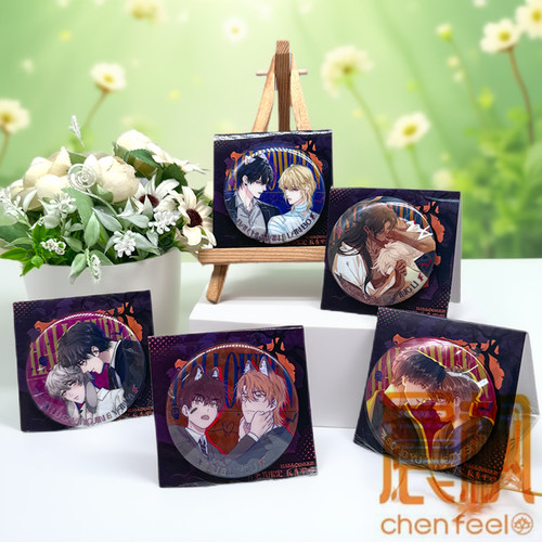 快看正版 2024万圣节限定系列周边-反光吧唧徽章