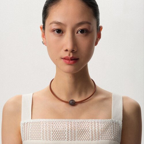 短款灰玛瑙牛皮项圈女