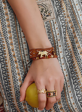 彩色宽织带斑马手绳女