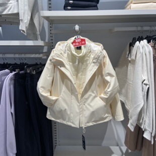 斯凯奇Skechers2025年新款女款梭织外套+梭织裥棉外套P125W013