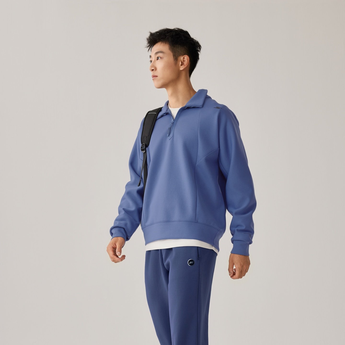 Skechers斯凯奇秋季男款亲肤舒适半开领休闲卫衣套头衫P425M170