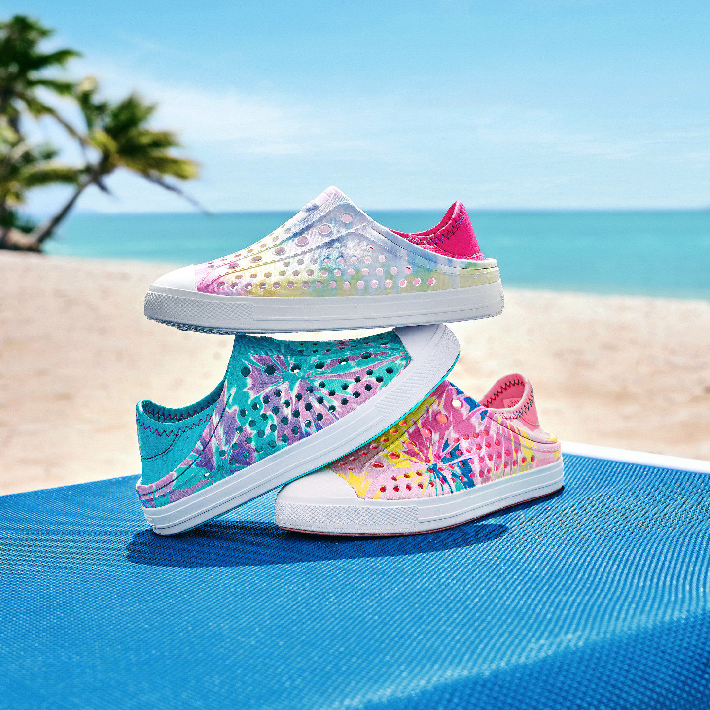 Skechers斯凯奇女童春夏季撞色印花凉鞋一脚蹬洞洞休闲鞋308004L