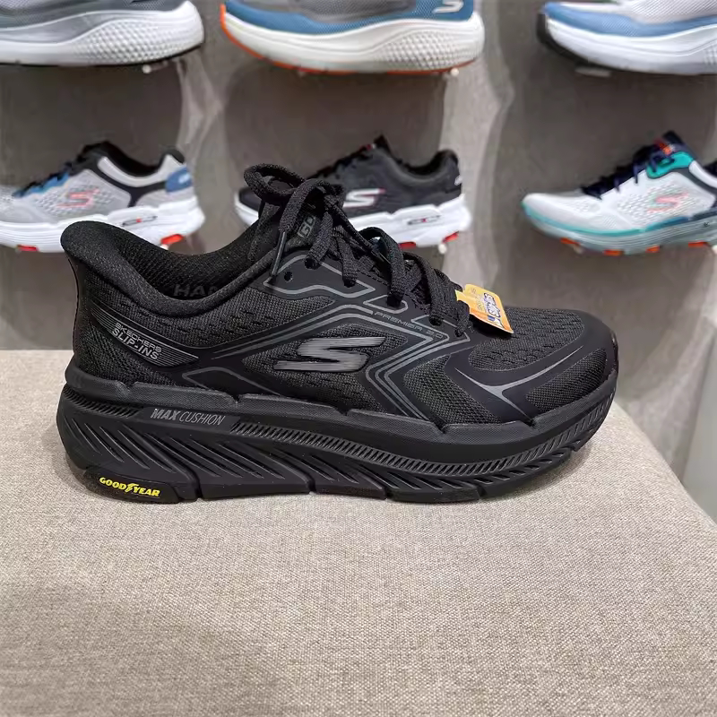 Skechers斯凯奇范志毅同款男士秋冬款透气运动缓震跑步鞋220837