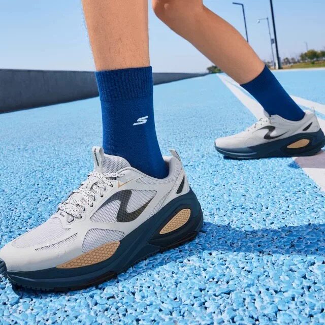 Skechers斯凯奇男鞋春季新款橡胶大底持久回弹跑步鞋运动鞋232735