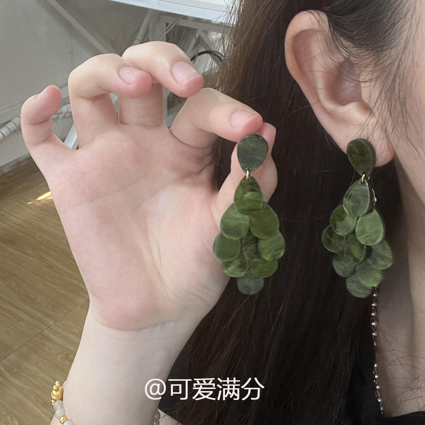 S925纯银复古墨绿色圆片流苏耳钉女士轻奢高级感耳环独特漂亮耳饰