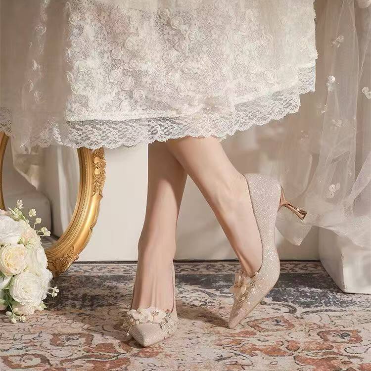 中式主婚纱婚鞋女秀禾新款法式香槟色高跟鞋女绝美订婚水晶鞋单鞋