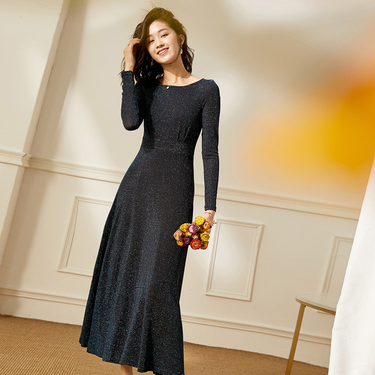 芭知彩冷淡风黑色亮丝宴会年会气质女神范星光大摆名媛连衣裙356