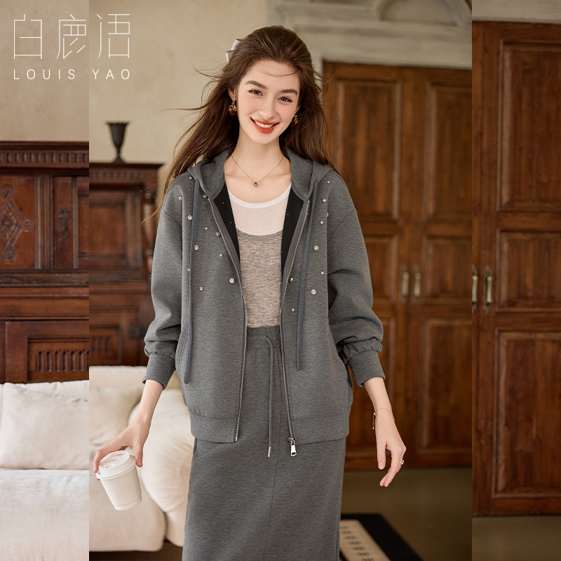 白鹿语韩系钉珠连帽拉链卫衣外套