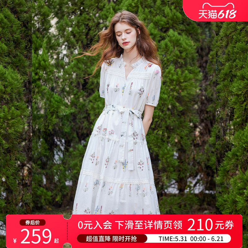 白鹿语复古重工刺绣碎花拼接裙