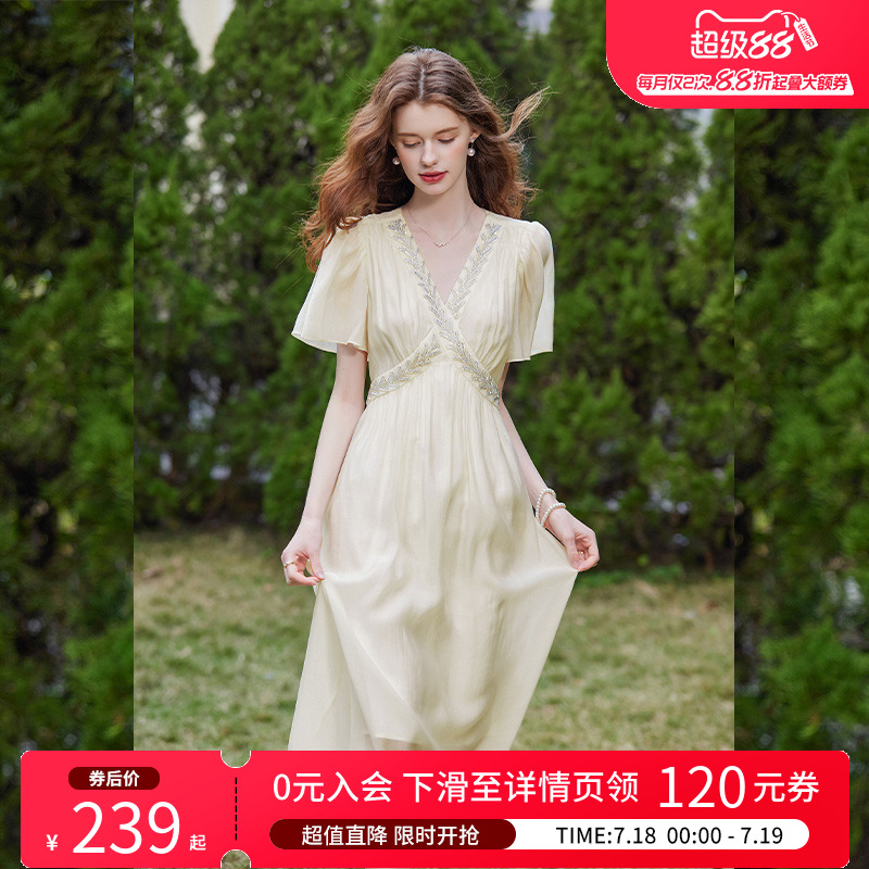 白鹿语法式高级感泡泡袖仙女裙
