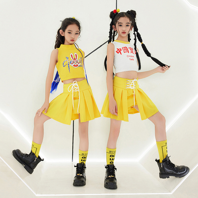 兔兔牙啦啦队表演服装