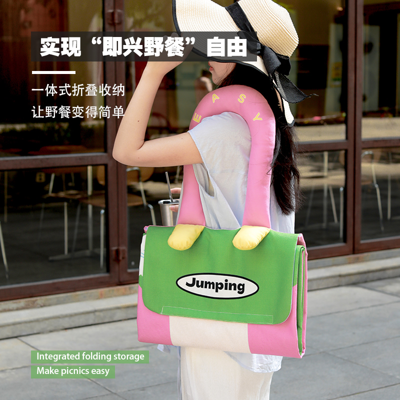高颜值配色野餐垫可背胖提手设计