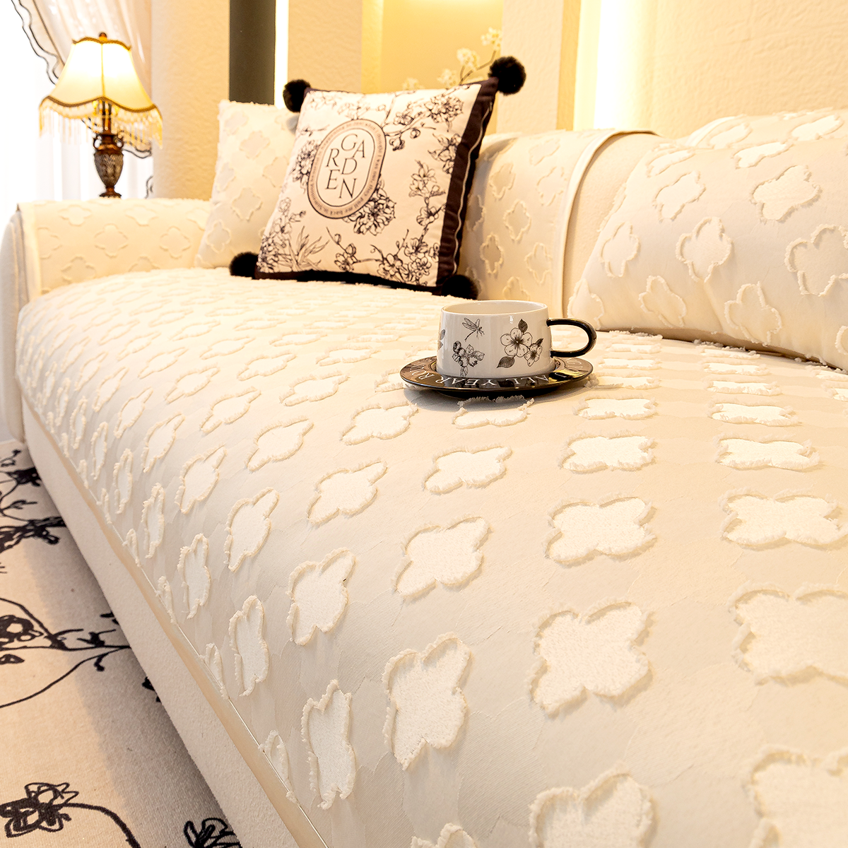 白色沙发垫四季通用2025新款皮沙发专用坐垫子轻奢高级感沙发盖布