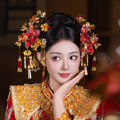 红色盘发秀禾头饰新娘古风布艺刺绣高发饰结婚流苏步摇发钗配饰品