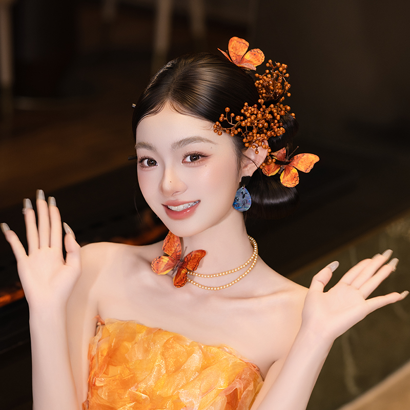新娘头饰新中式枯叶蝶小众婚礼服配饰新款创意古风橘色系发饰套装