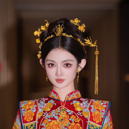 高级感龙凤褂新娘发饰金色凤凰发箍发簪简约秀禾服结婚盘发头饰品