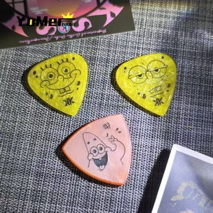 日产 KSK动漫海绵宝宝联动款手办耐磨速弹贝斯电吉他吉他礼品拨片