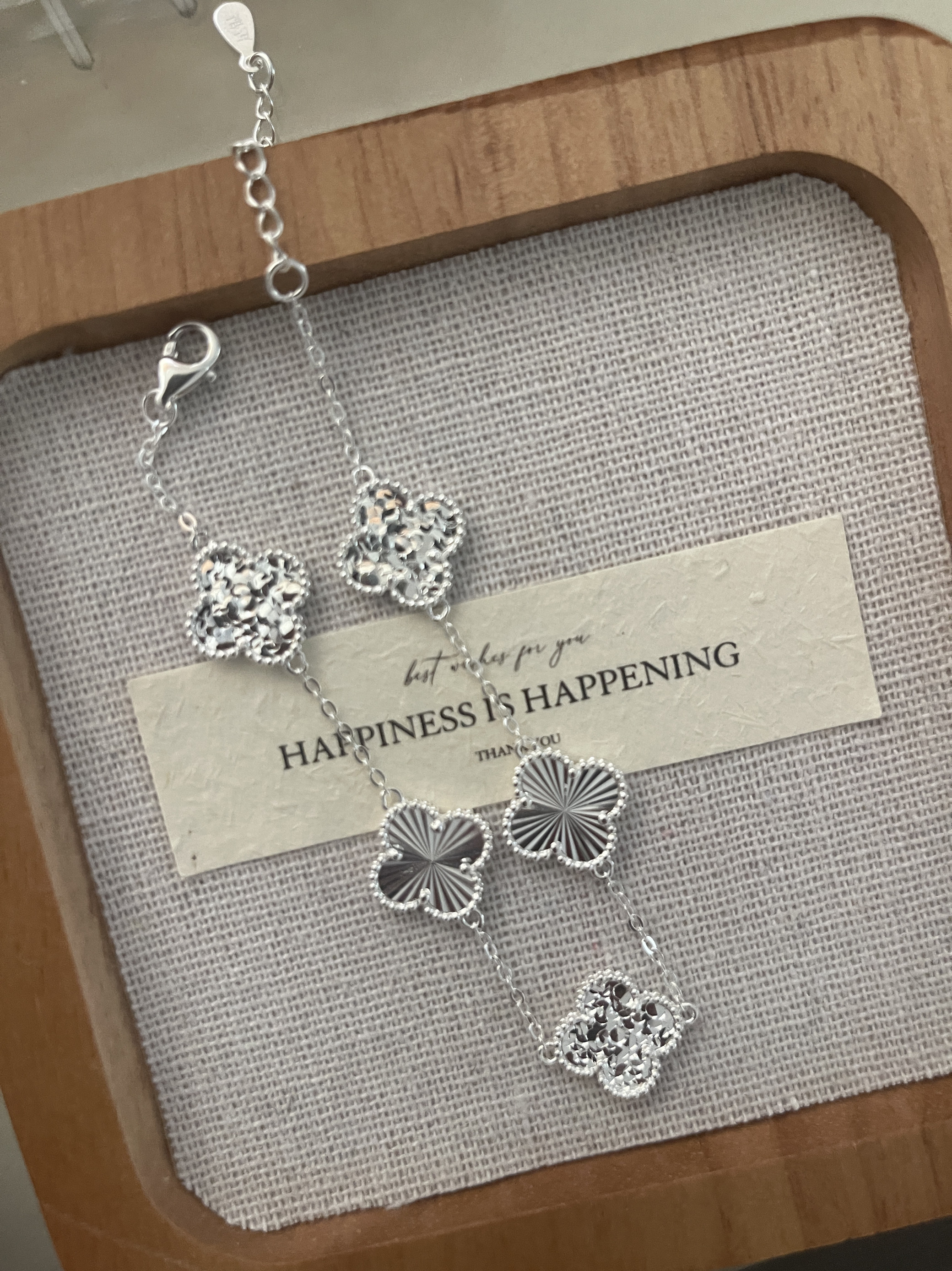 足银990四叶草手链女生轻奢小众镭射碎冰冰五花礼物送女友