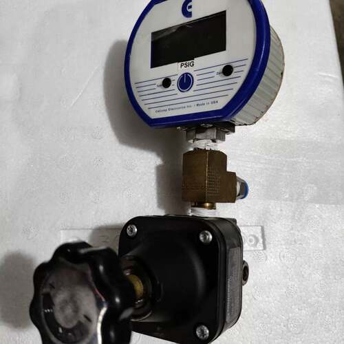 议价CECOMP DPG1000B100PSIG-5 数显压力表可维修