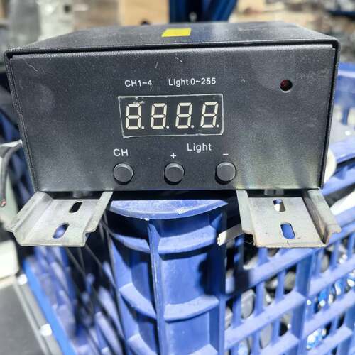 议价DKZ2-24V-4-AC 四通道光源控制器可维修