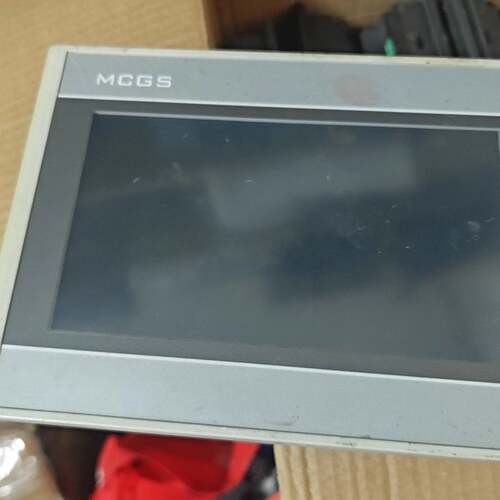 议价昆仑通态触摸屏Mcgs TPc7022ew，废柜如图，可维修翻新