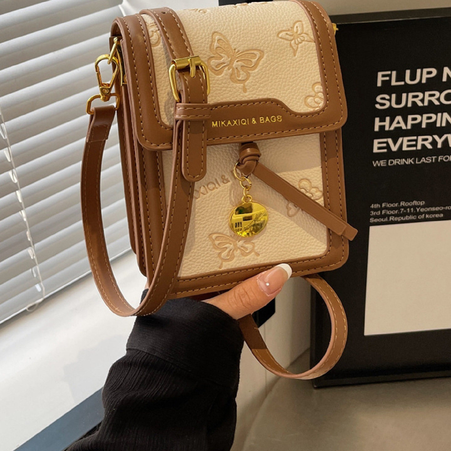 手机包斜挎女2026新款夏天迷你小包高级感洋气斜挎包设计感小方包