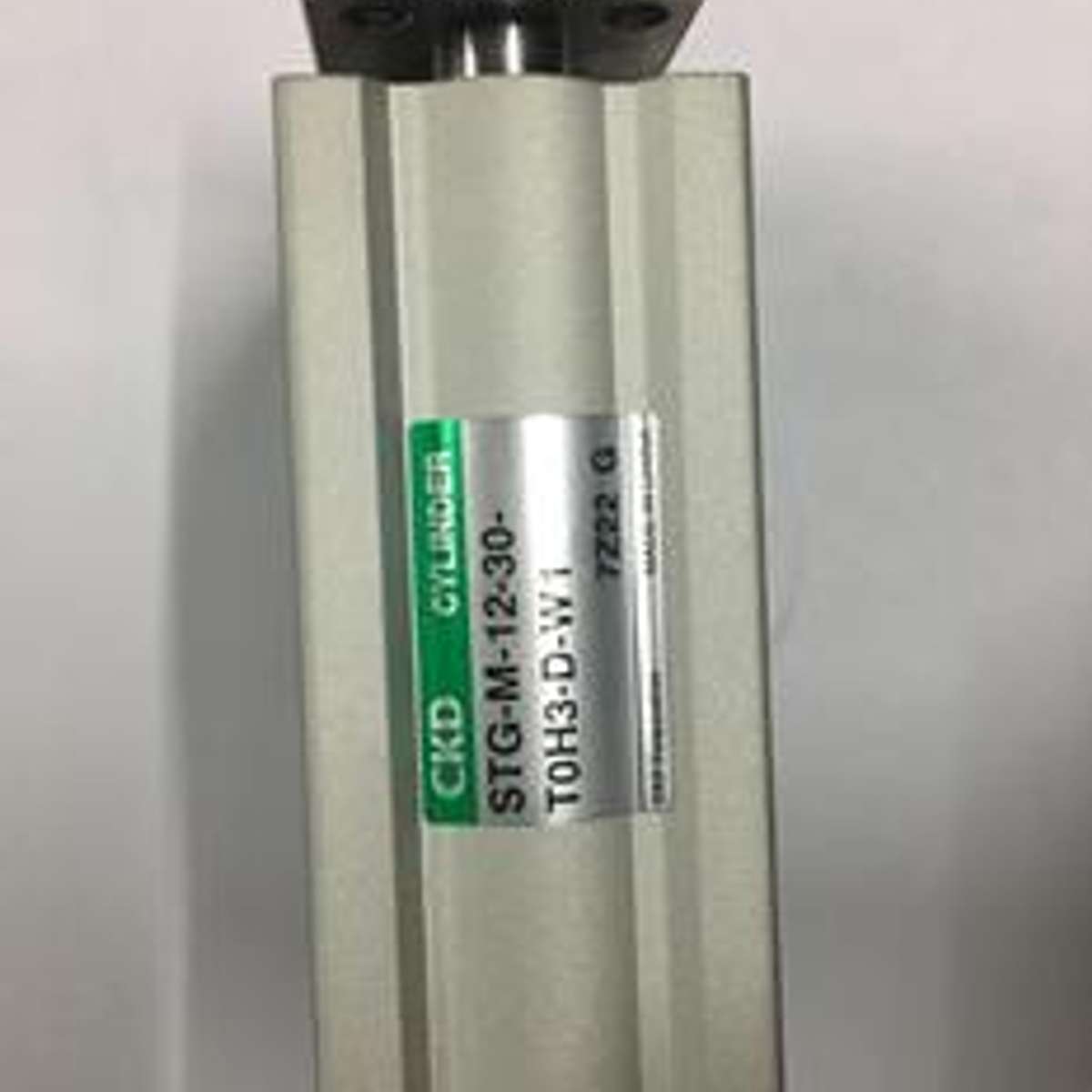 日本CKD导杆气缸STG-M-12-30/20/10/40-TOH3-D-W1