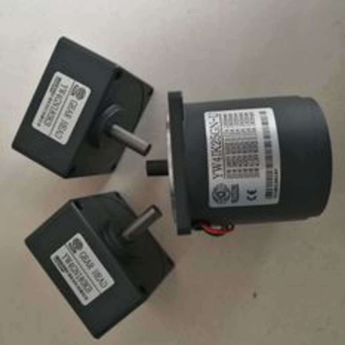 ROTOM减速电机 YW4IK25GN-U YW4GN180KB 福裕磨床排屑马达