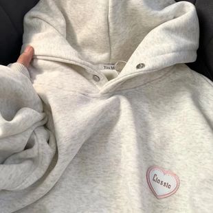 新品 冬季 韩系少女风爱心小标纽扣连帽加绒情侣加厚卫衣 银狐绒