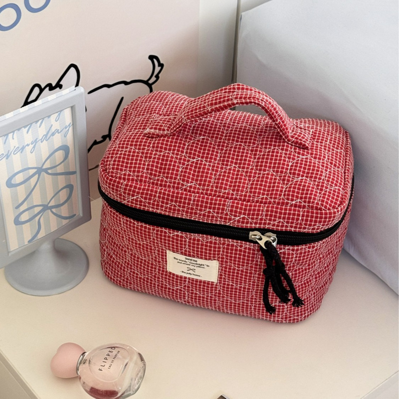 跨境绗缝爱心格子化妆包经典套装收纳包外出便携大容量手提洗漱包