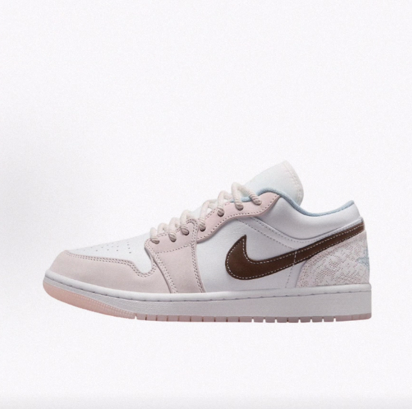 Jordan Air Jordan 1  低帮 复古篮球鞋 女款