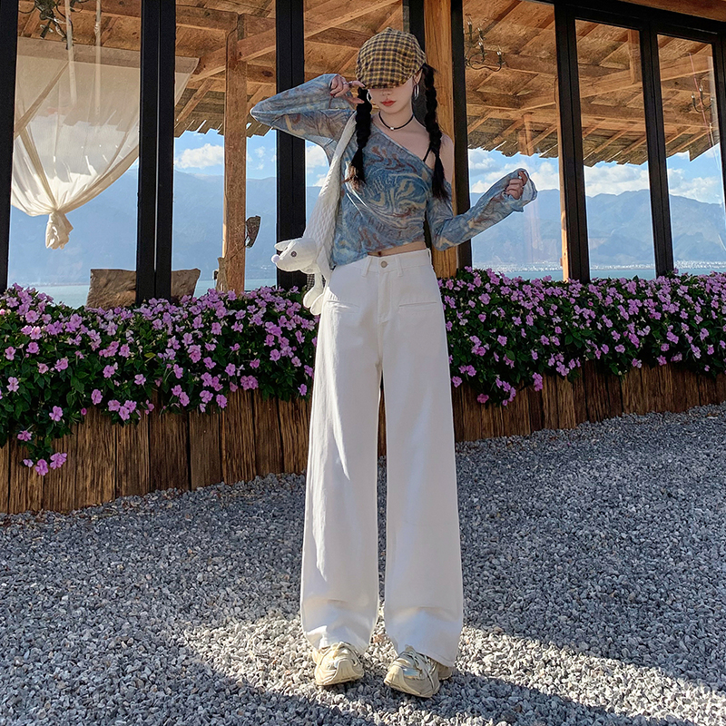 白色阔腿牛仔裤女春夏新款直筒裤