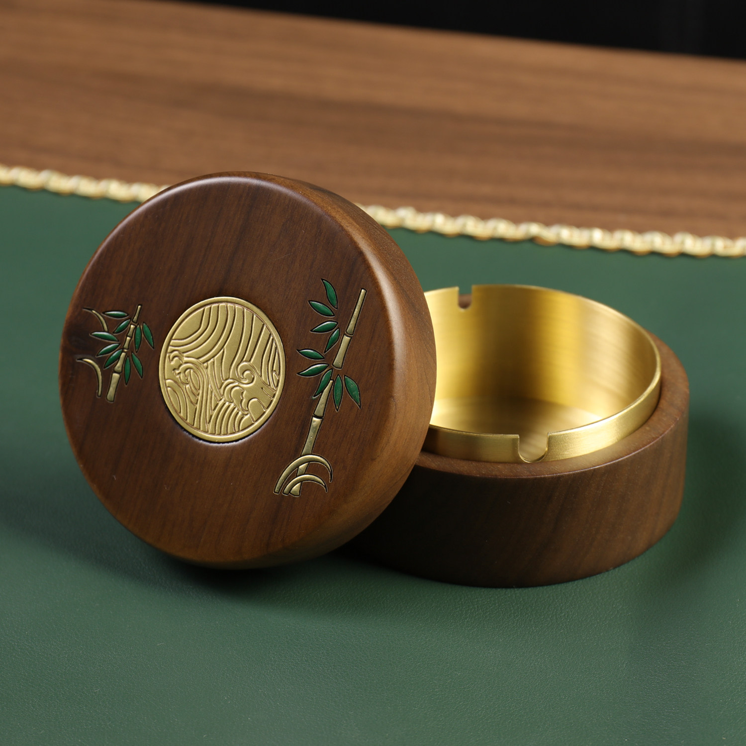 高颜值烟灰缸吸烟区实木黄铜可拆卸清洗带盖防灰创意家用待客烟缸