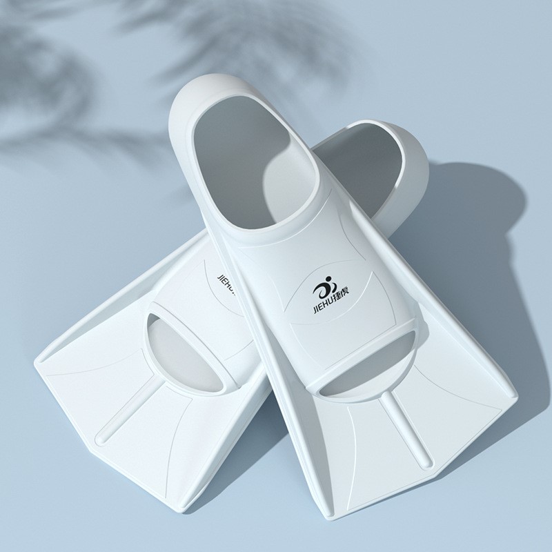 自由泳蛙鞋鸭掌专业训练短脚蹼蛙泳鸭脚板浮潜水男女游泳脚蹼儿童