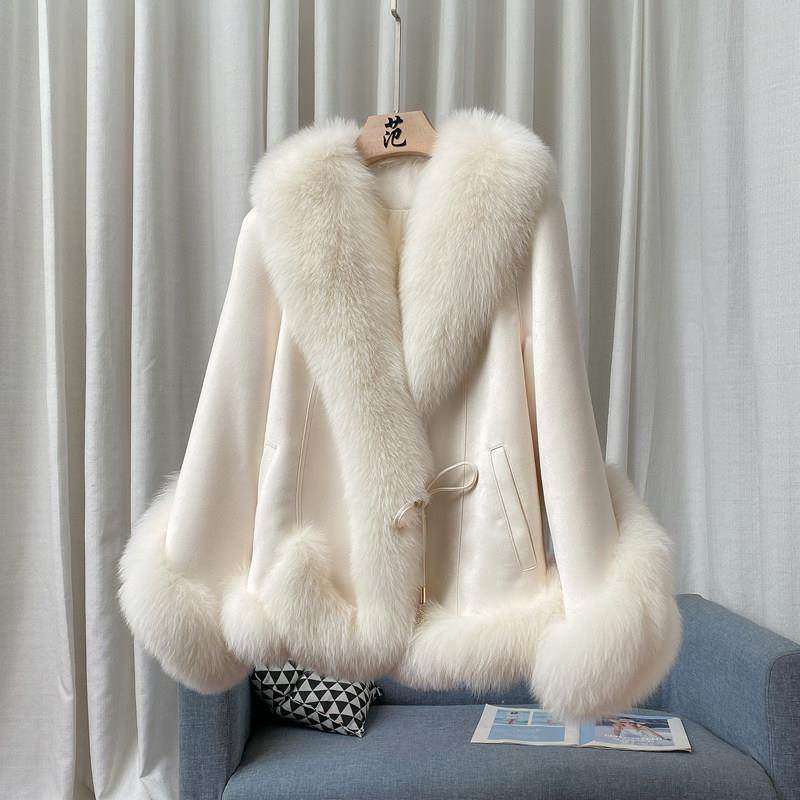 短款皮草外套女2025冬新款海宁白鸭绒羽绒服高端狐狸毛大衣年轻潮
